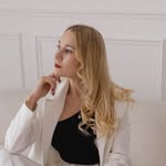 anna_logoras