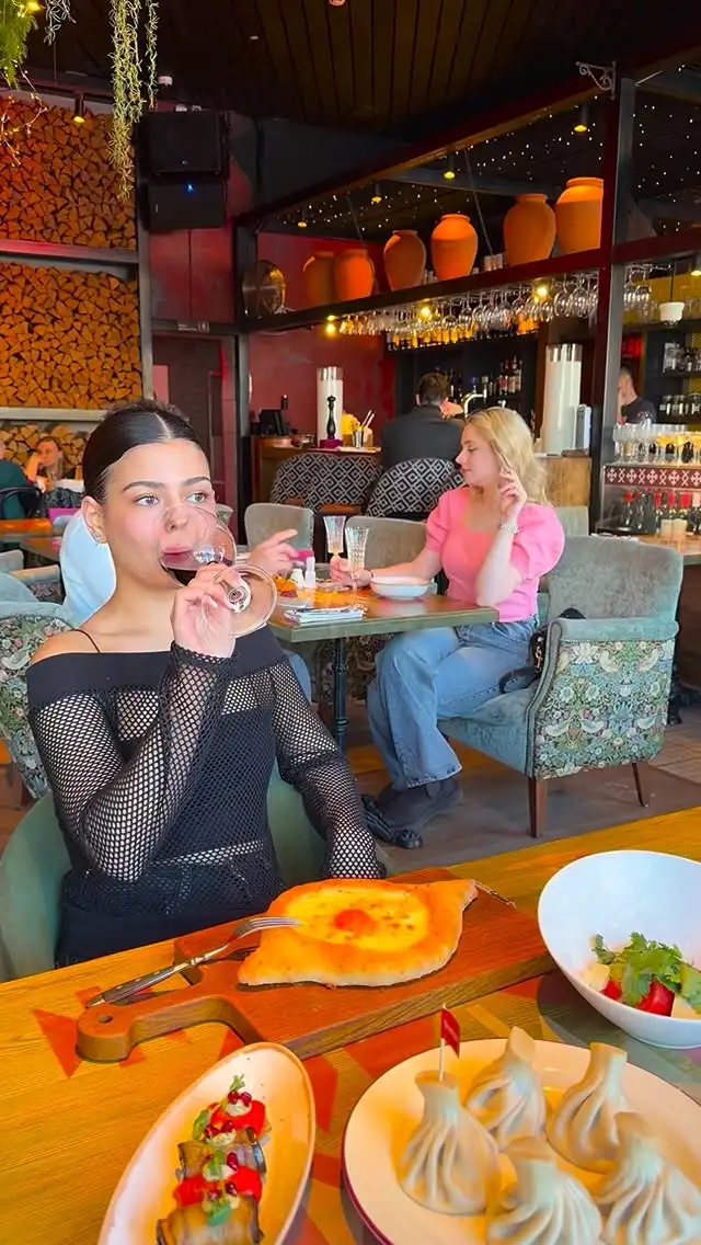 Рилс @aidabaran_restoran