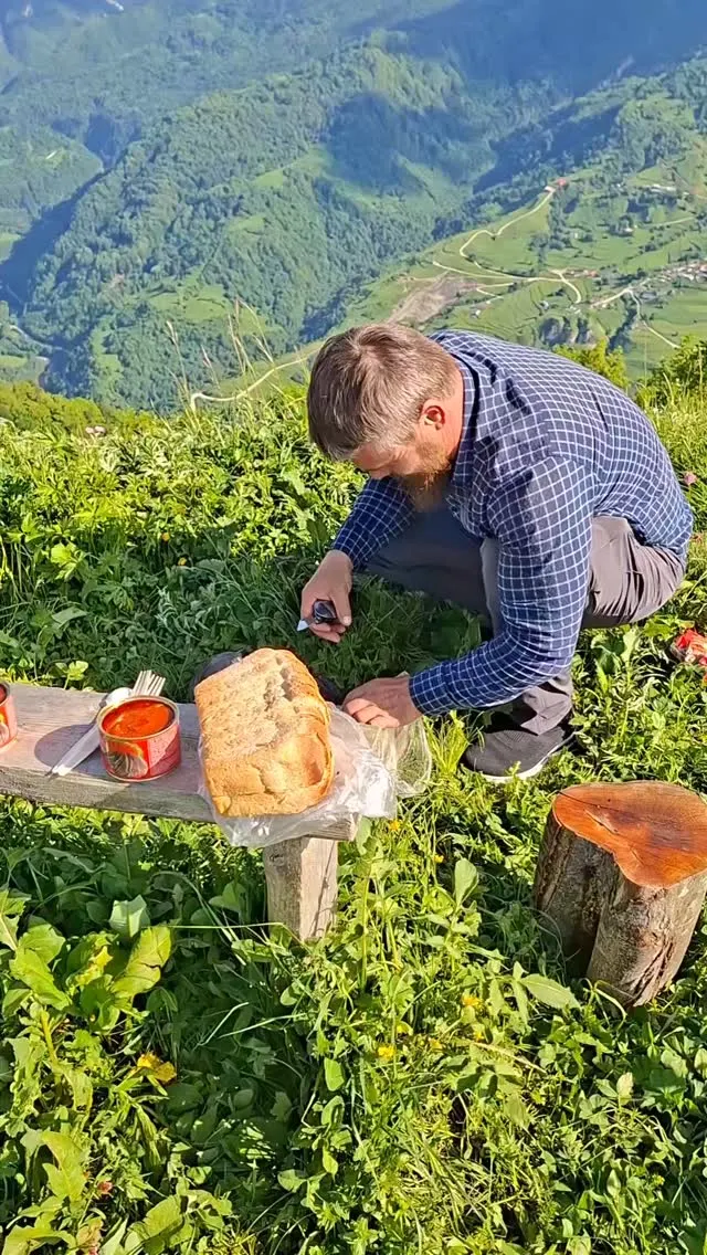 Рилс @akbulatovkhazir