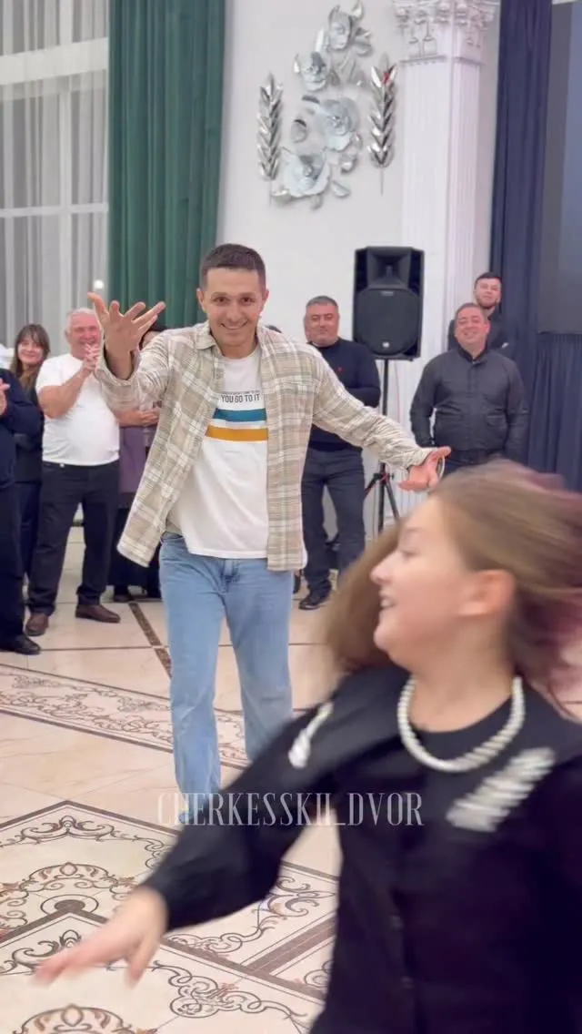 Рилс @cherkesskii_dvor_official